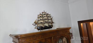 VELIERO MODELLO