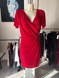 abito corto rosso incrociato- eleganza