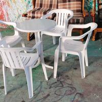 Tavolo interno esterno Giardino con 4 Sedie Design