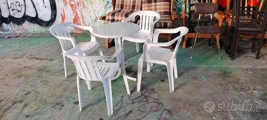 Tavolo interno esterno Giardino con 4 Sedie Design
