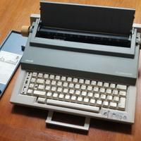 Macchina da scrivere portatile Olivetti