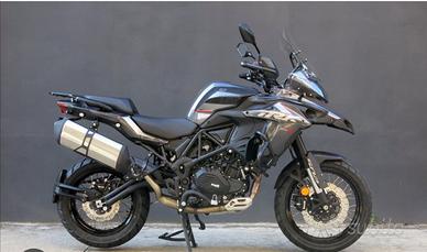 Benelli trk 502x in perfetto stato