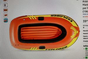 gommone per ragazzi mare