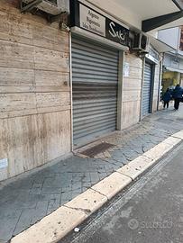Bari Carrassi,Libero Locale via Giulio Petroni