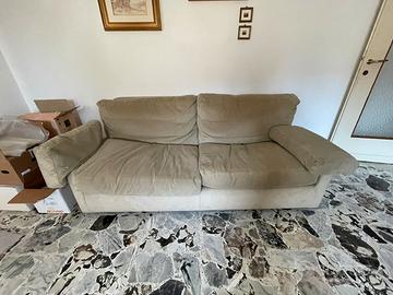 Divano soggiorno in alcantara