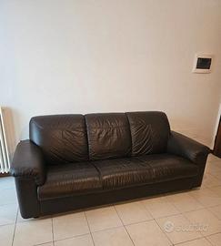 Divano 3 posti in eco pelle color testa di moro