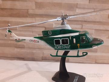 Elicottero Bell 412 in metallo scala  1/48 28 cm.