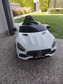 auto elettrica e telecomandata per bambini