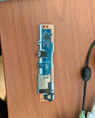 Scheda I/O Lenovo Ideapad 3 Modello NS-C782GS552