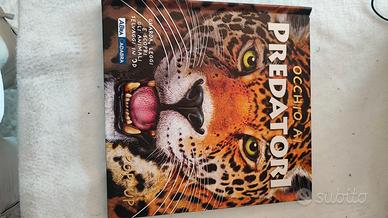 libro Occhio ai predatori. Libro pop-up Copertina