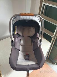 Ovetto nuno e adattatore isofix