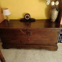 Cassapanca del fine 800' in Castagno