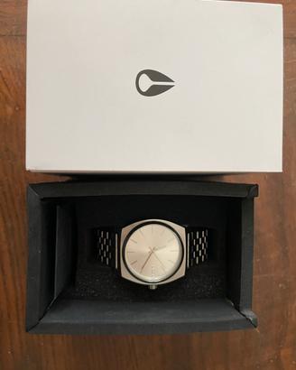 Nixon Time Teller