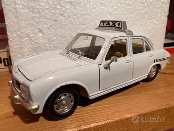 Polistil Peugeot 504 Taxi 1:25 S734
