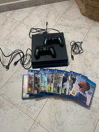 PlayStation 4 con 2 controller e 9 giochi