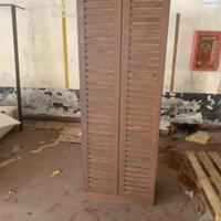 Mobile da giardino in legno d’acacia e lettino