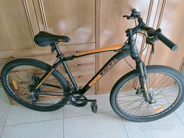 Vedo bici Momo Design usata pochissimo