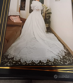 Abito da sposa con accessori