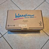 Scarpe da ballo latino americano International 