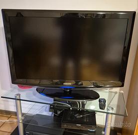 TV Samsung 40” Pollici LCD - HD