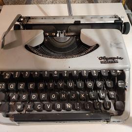 macchina da scrivere 