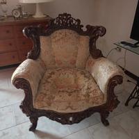 poltrona barocca da restaurare