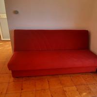 divano letto rosso