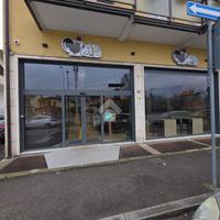 NEGOZIO A BRESCIA