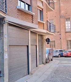 Box autorimessa 6 auto + magazzino