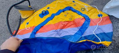 Materasso mare gonfiabile, canotto, pinne da sub