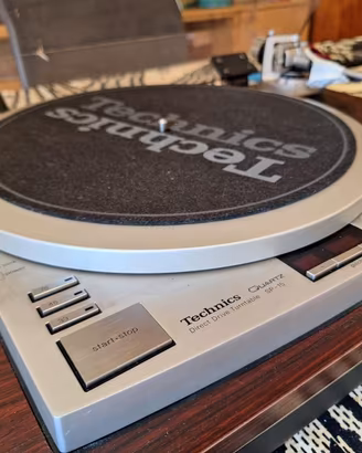GIRADISCHI TECHNICS SP-15