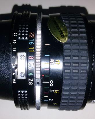 Nikon Nikkor 28mm f/2.8 AI attacco f 