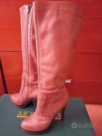 Stivali punta tonda pelle plateau tacco spillo