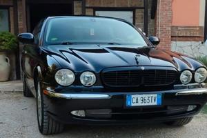Jaguar XJ8 4.2 V8 Executive