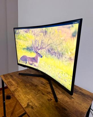 Samsung Odyssey G5 32”