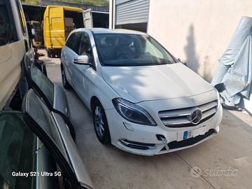 RICAMBI MERCEDES CLASSE B W246 ANNO 2015 SPORT