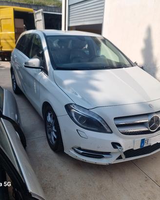 RICAMBI MERCEDES CLASSE B W246 ANNO 2015 SPORT