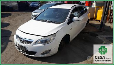 Ricambi Usati OPEL ASTRA (P10) 2011
