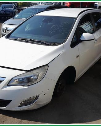 Ricambi Usati OPEL ASTRA (P10) 2011