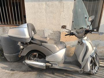 Scarabeo 150 ( €150 trattabili )