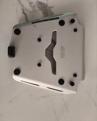 Piastra alluminio per bauletto GIVI