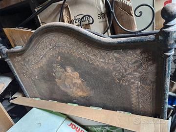 testata di letto antica  ferro e lamiera decorata