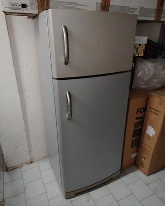 Frigorifero perfettamente funzionante