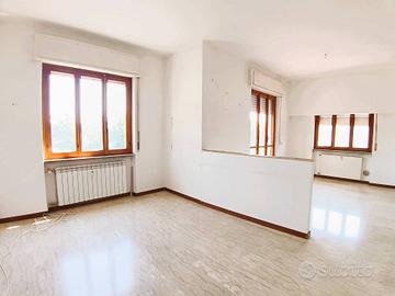 Appartamento di 100 m² con 4 locali a Albenga