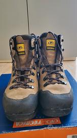 Scarponi trekking Tecnica Teseo GTX uomo
Tecnica