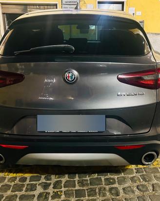 Alfa Romeo Stelvio 2.2 t executive rwd 19
