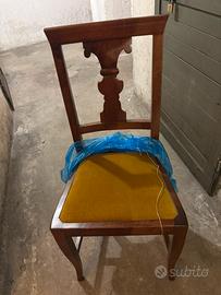 4 sedie imbottite in legno noce