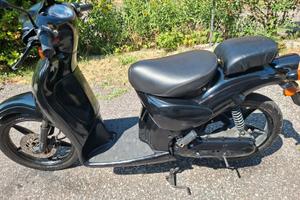 Aprilia Scarabeo 50 cc