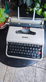 Olivetti lettera 22