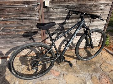 mountain bike modello focus taglia L e M